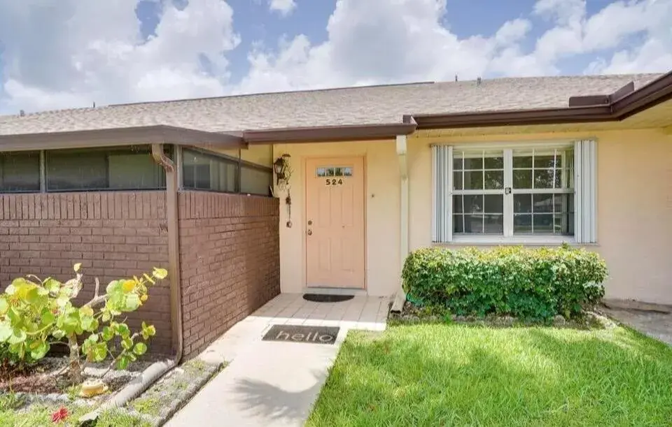 524 Ponderosa Drive # 33e, Fort Pierce FL 34982