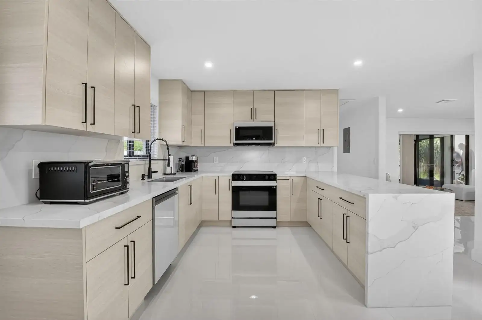 513 Lindell Boulevard, Delray Beach FL 33444 photo 4