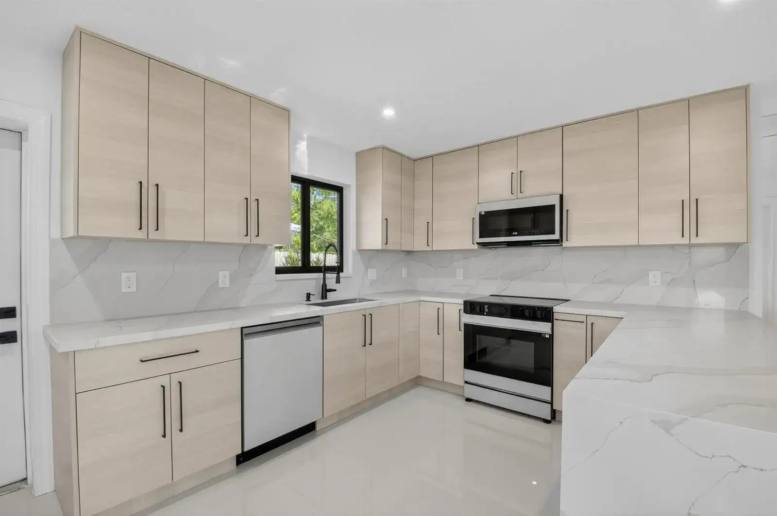 513 Lindell Boulevard, Delray Beach FL 33444 photo 5