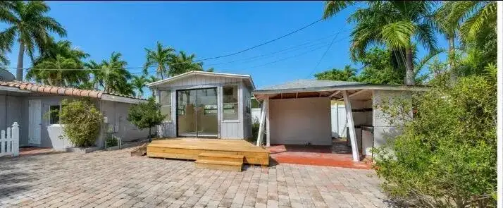 1117 SE 5th Street, Deerfield Beach FL 33441 photo 4