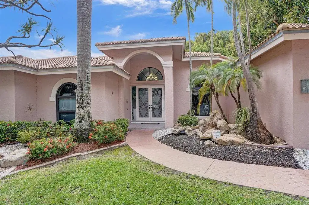 2150 Warwick Hills Way, Coral Springs FL 33071 photo 5