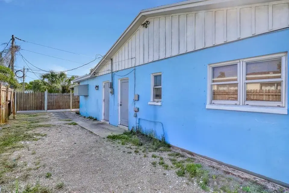 3308 Lake Avenue, West Palm Beach FL 33405