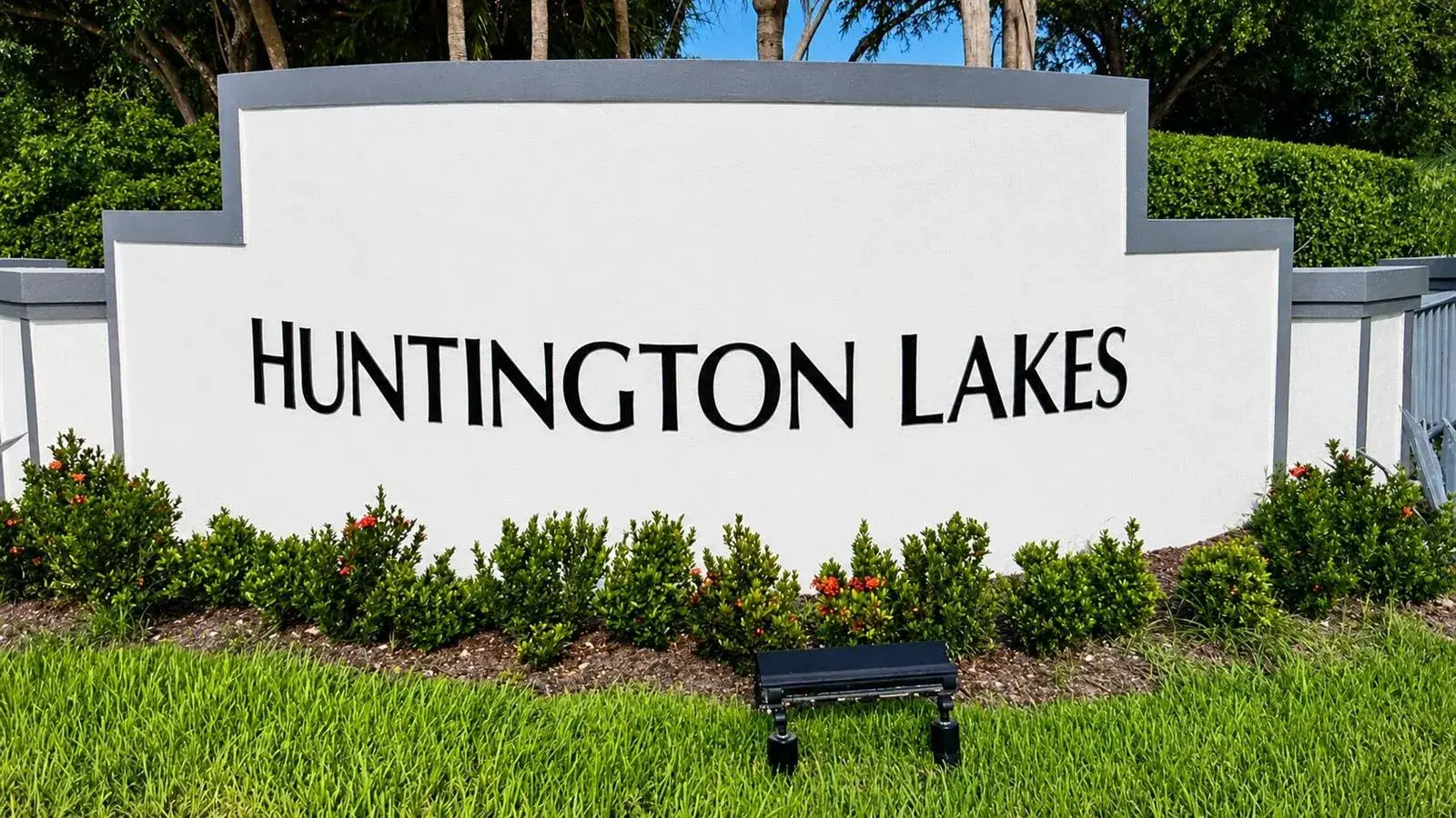 6585 Kensington Lane Apt 207, Delray Beach FL 33446