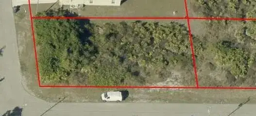 1607 Dora Avenue S, Lehigh Acres FL 33976 photo 3