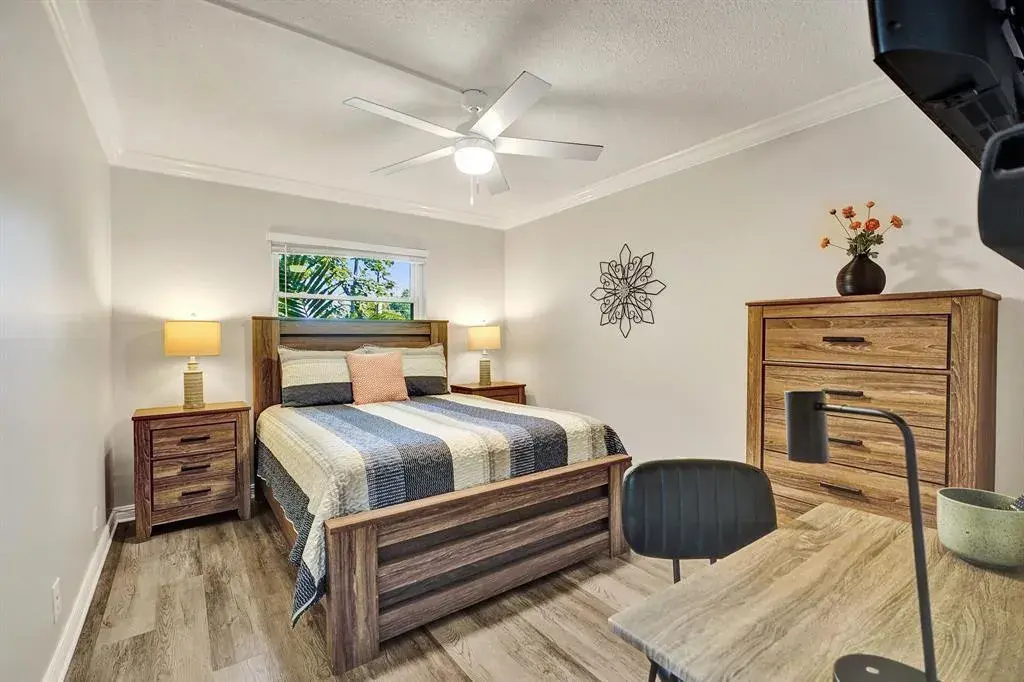 1125 NE 16th Place # 209, Fort Lauderdale FL 33305