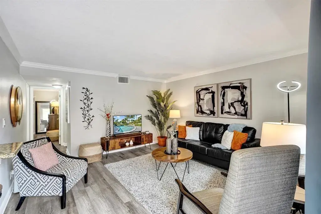 1125 NE 16th Place # 209, Fort Lauderdale FL 33305