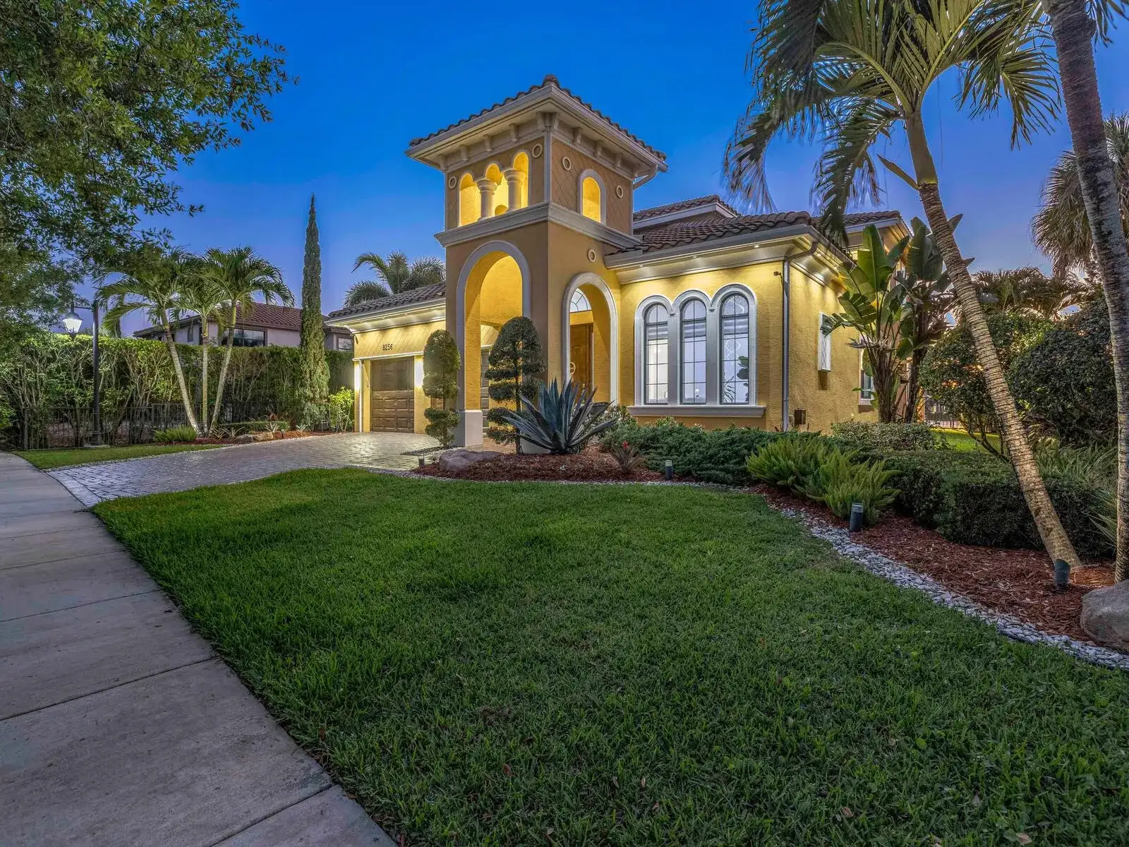 8256 Bradford Way, Parkland FL 33076 photo 4