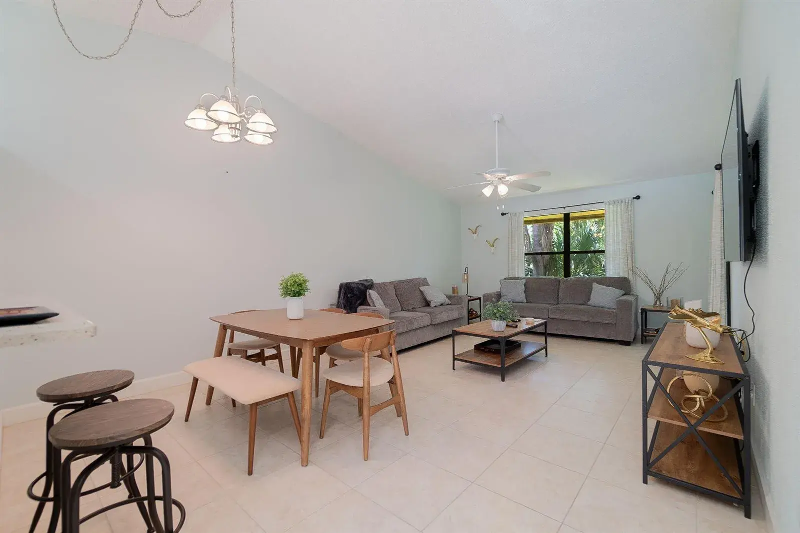 13095 Belhaven Court # 11, Wellington FL 33414