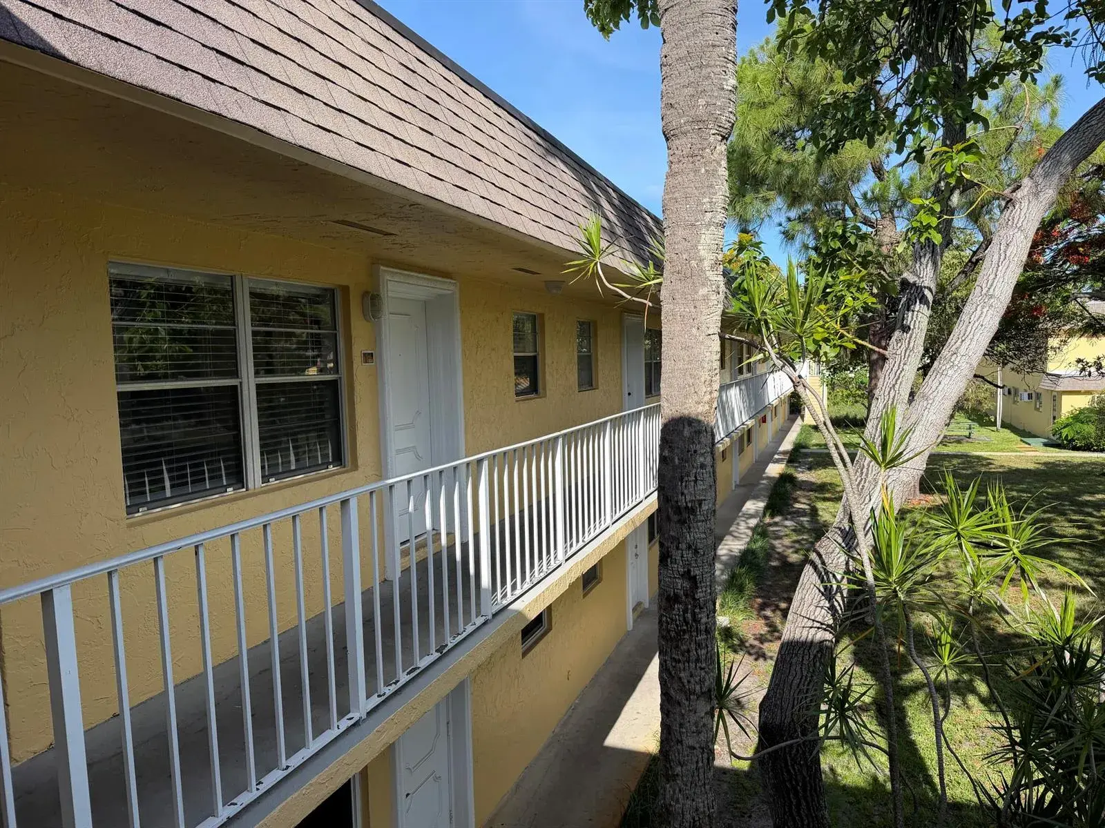 5168 NE 6th Avenue # 424, Oakland Park FL 33334