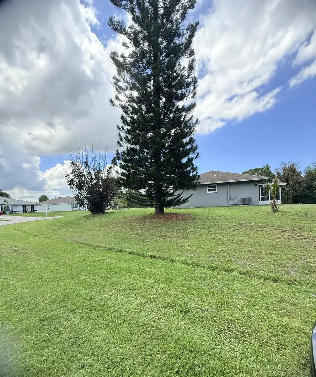 2397 SW Lejune Street, Port St. Lucie FL 34953