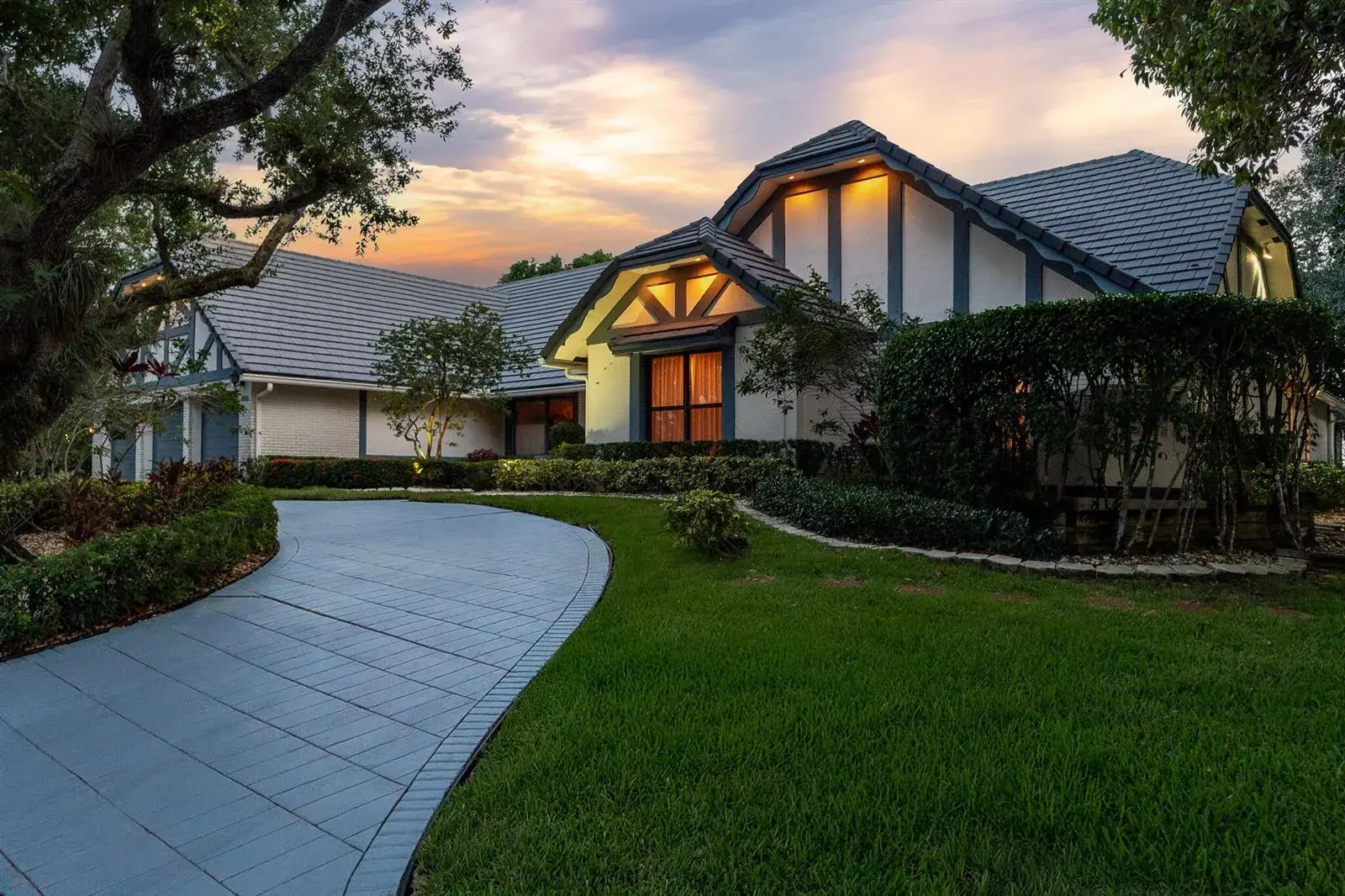 1866 Colonial Drive, Coral Springs FL 33071