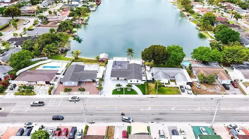 6290 W 16th Avenue, Hialeah FL 33012 photo 2