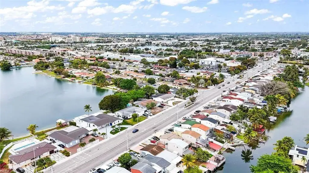 6290 W 16th Avenue, Hialeah FL 33012 photo 3