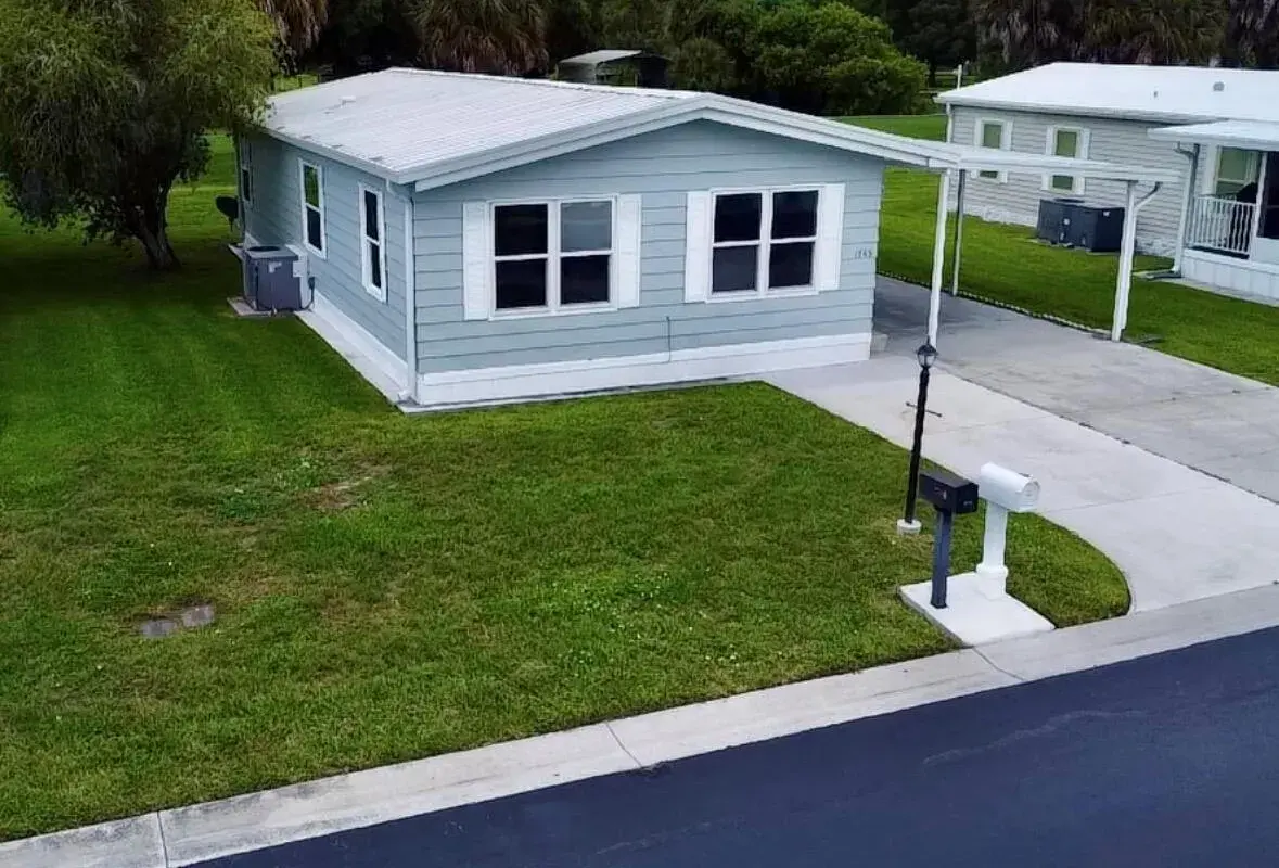 1745 SW 35th Circle, Okeechobee FL 34974