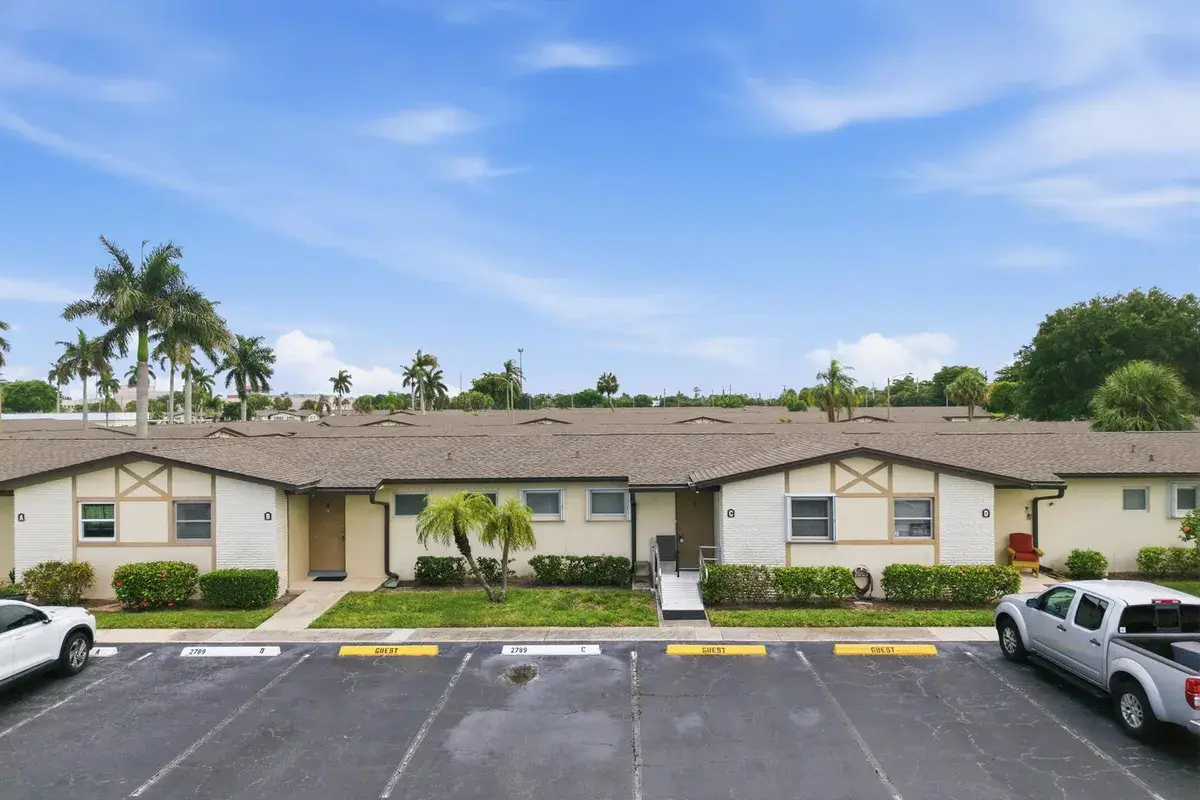 2789 Ashley Drive W # C, West Palm Beach FL 33415