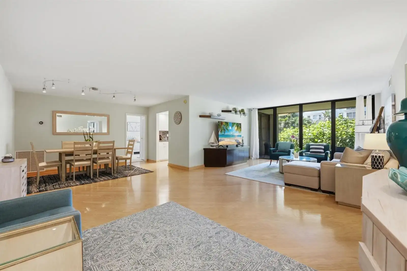 3200 S Ocean Boulevard # D203, Palm Beach FL 33480 photo 5
