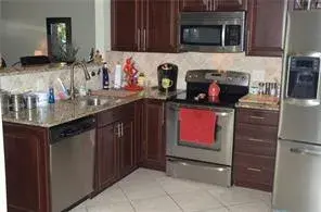 1450 NE 32nd Street, Pompano Beach FL 33064