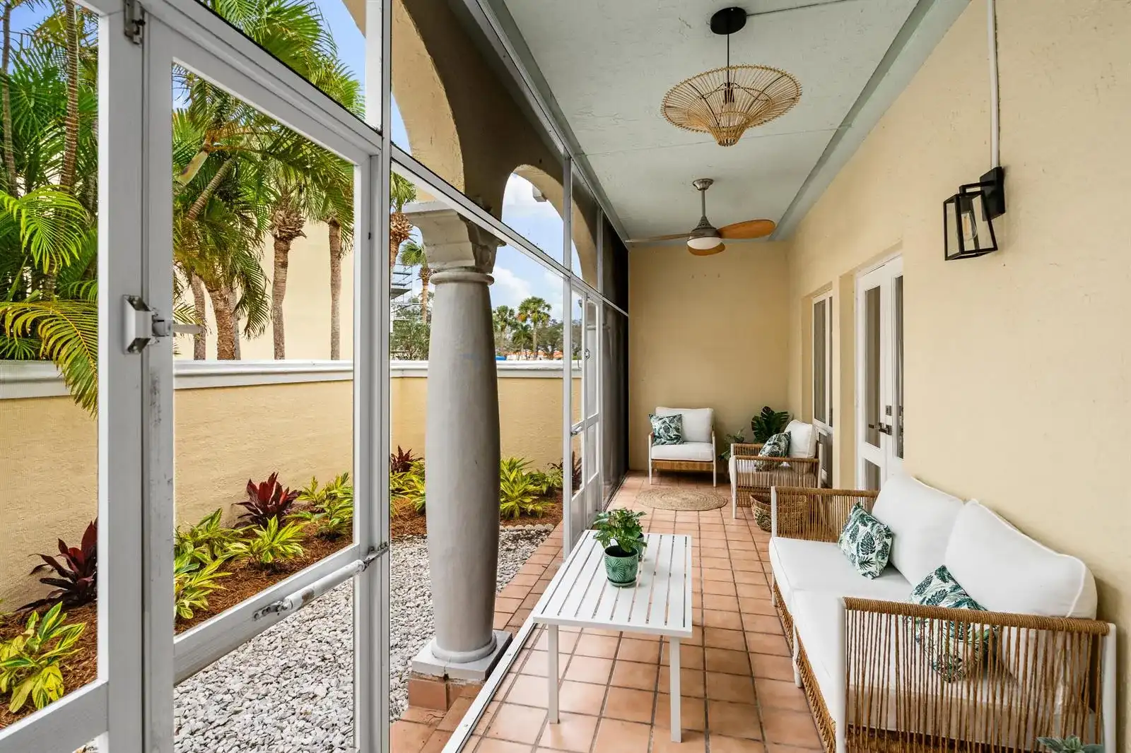 5040 Harmony Circle # 102, Vero Beach FL 32967