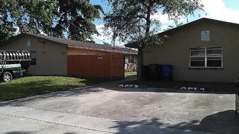 2400 NW 21st Street # 3, Fort Lauderdale FL 33311 photo 4