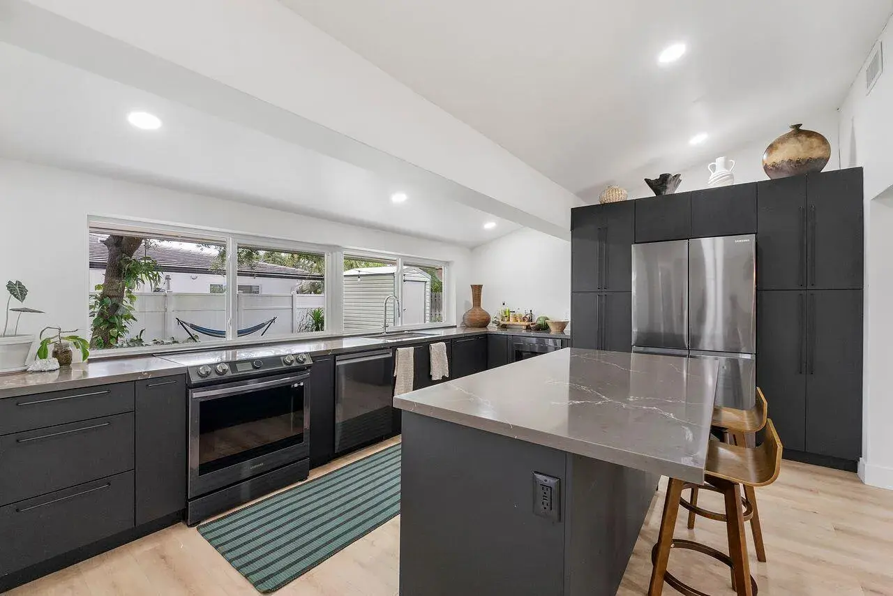 701 SE 5th Court, Pompano Beach FL 33060