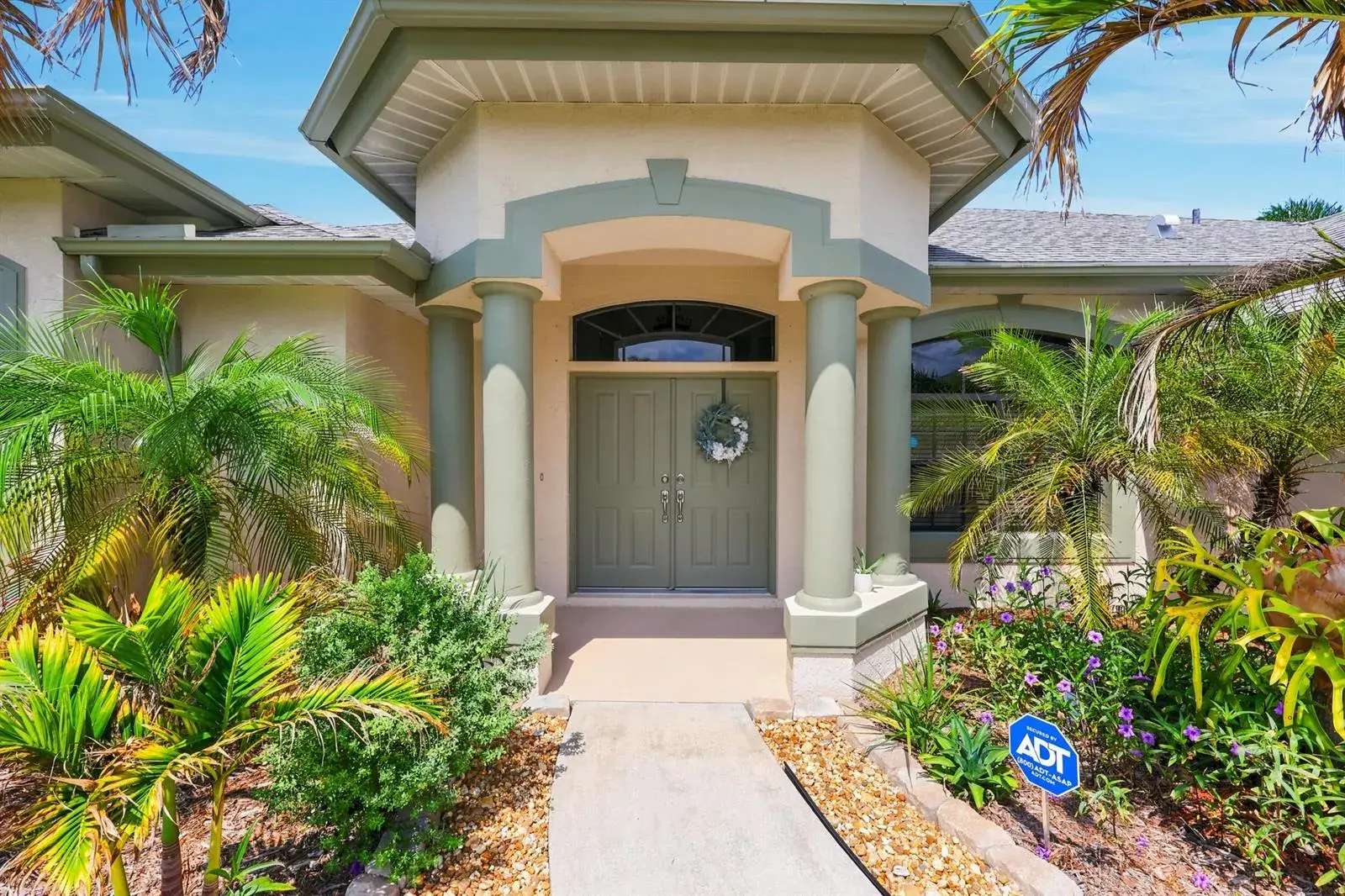 3881 SW Janiga Street, Port St. Lucie FL 34953