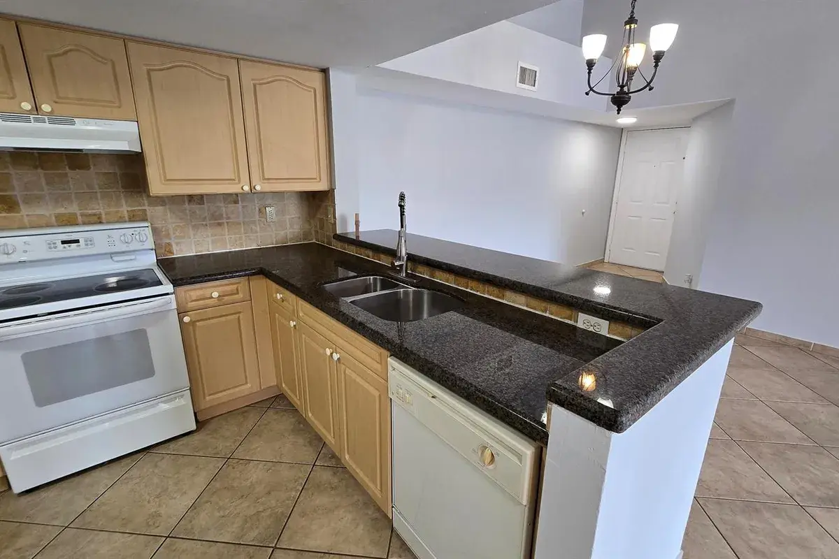 9066 W Atlantic Boulevard # 436, Coral Springs FL 33071