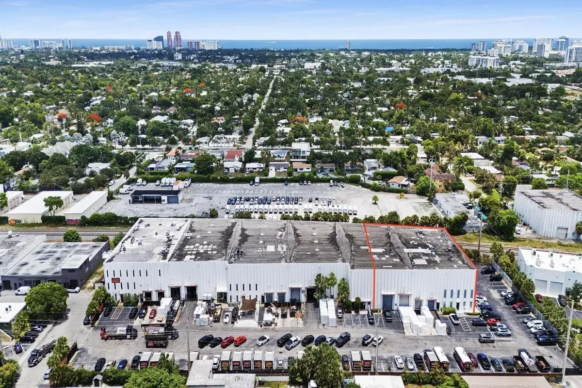 1600 NE 12th Terrace, Fort Lauderdale FL 33305