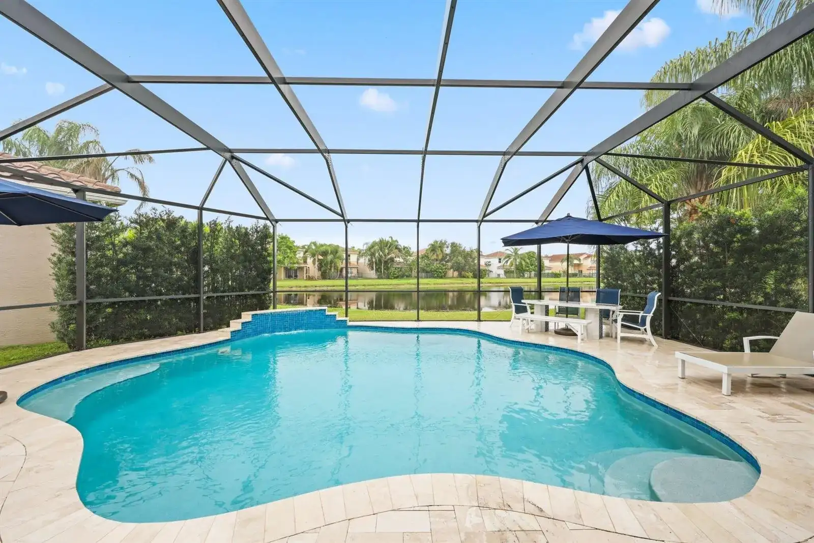 8396 Calabria Lakes Drive, Boynton Beach FL 33473 photo 3