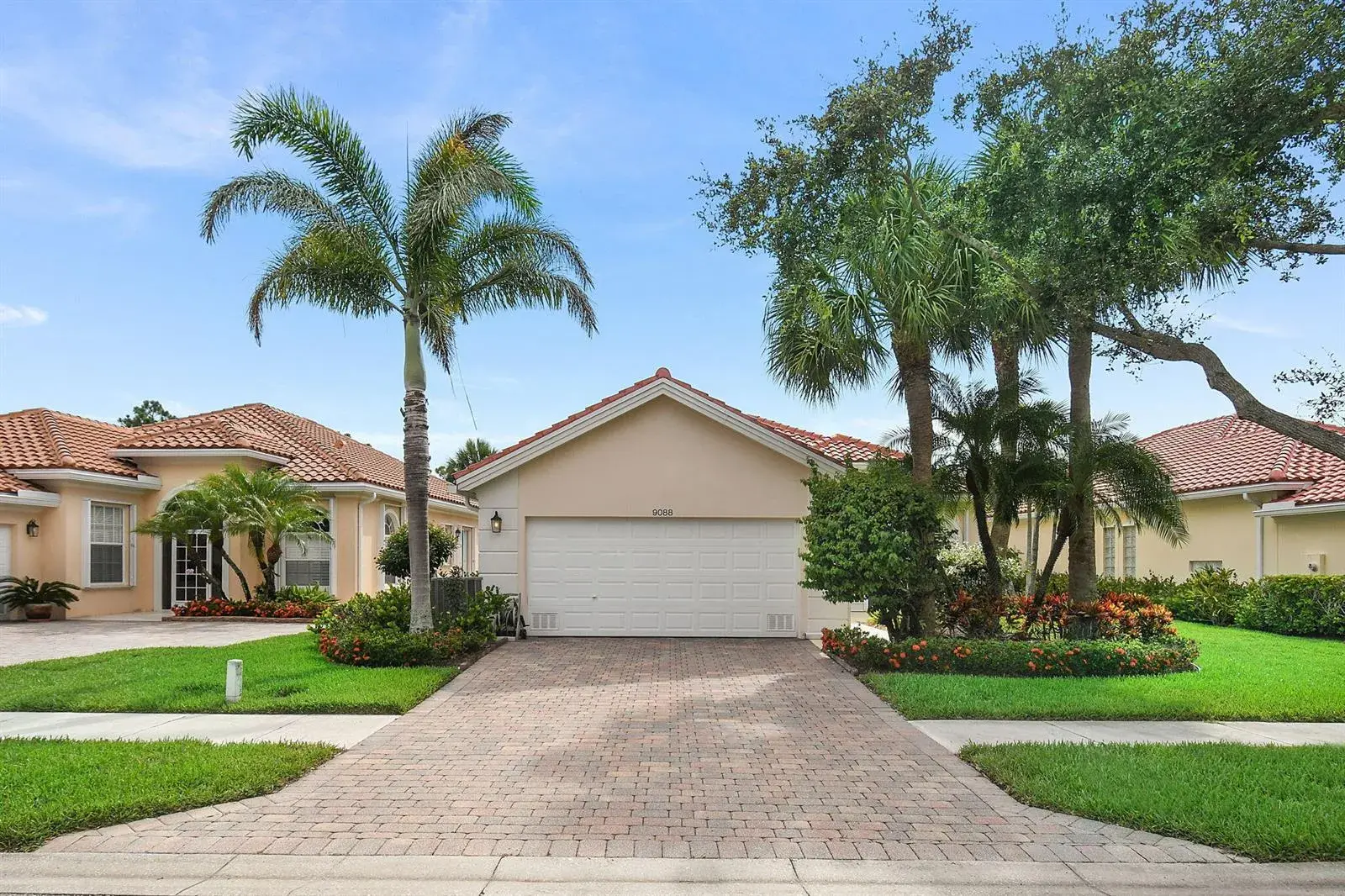 9088 SE La Creek Court, Hobe Sound FL 33455