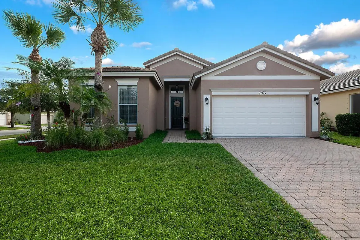 9563 SW Flowermound Circle, Port St. Lucie FL 34987