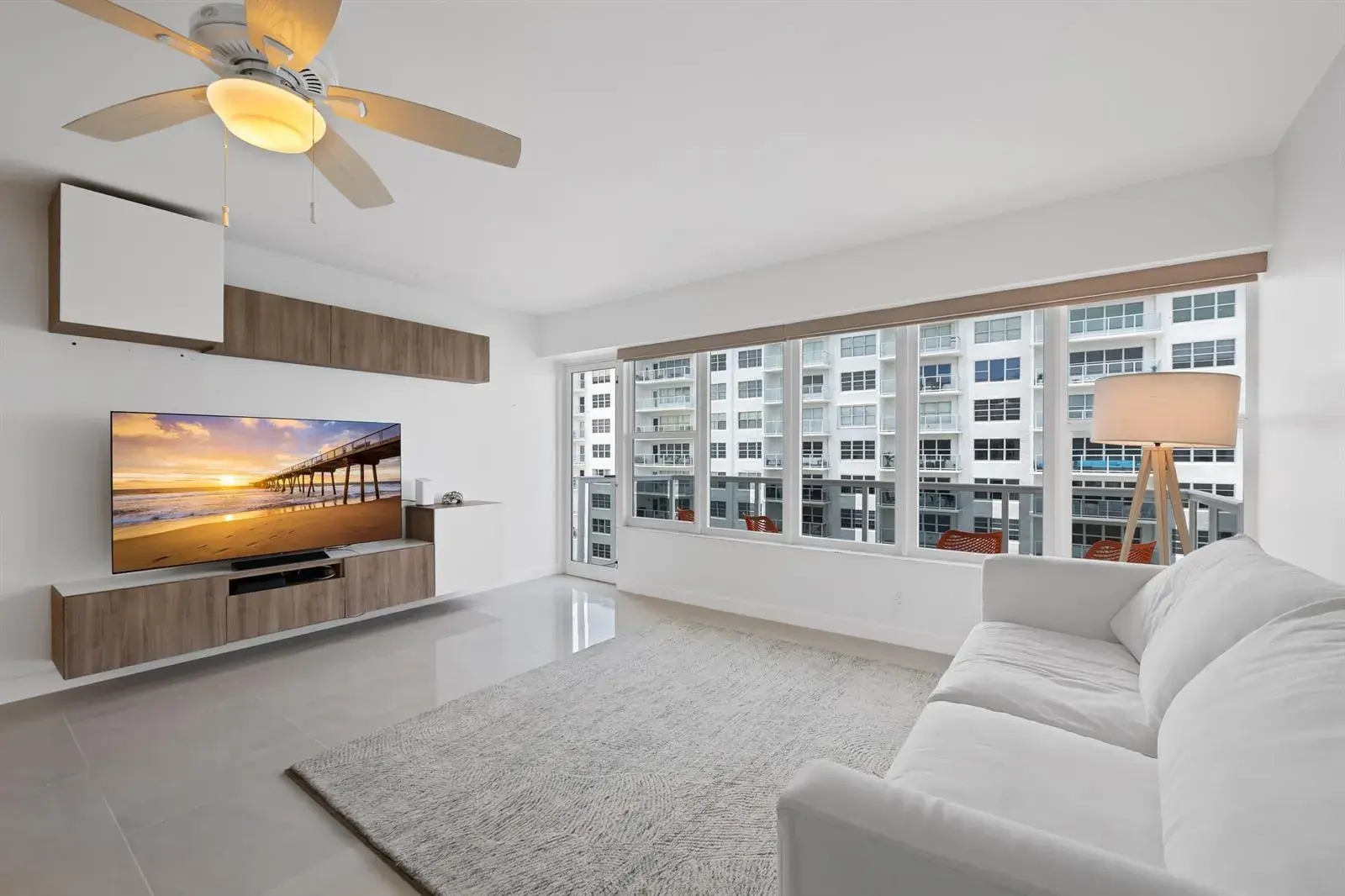 3700 Galt Ocean Drive # 1604, Fort Lauderdale FL 33308