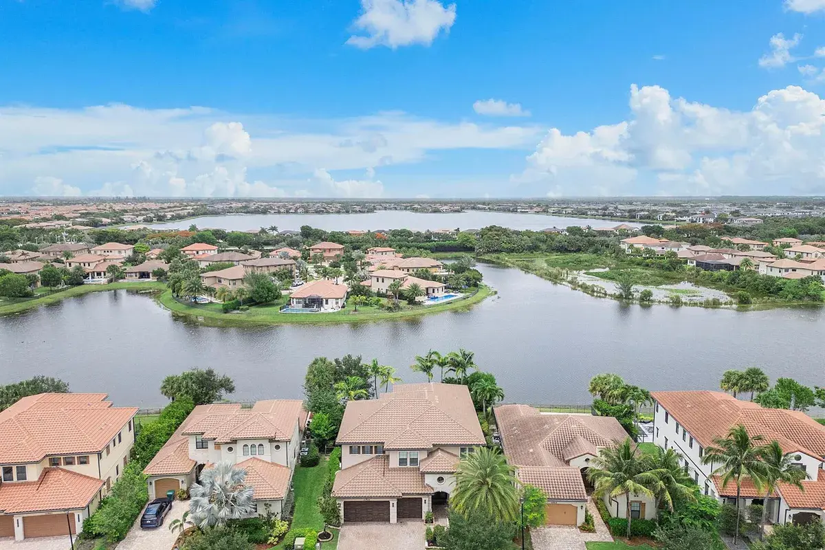 11525 NW 81st Place, Parkland FL 33076