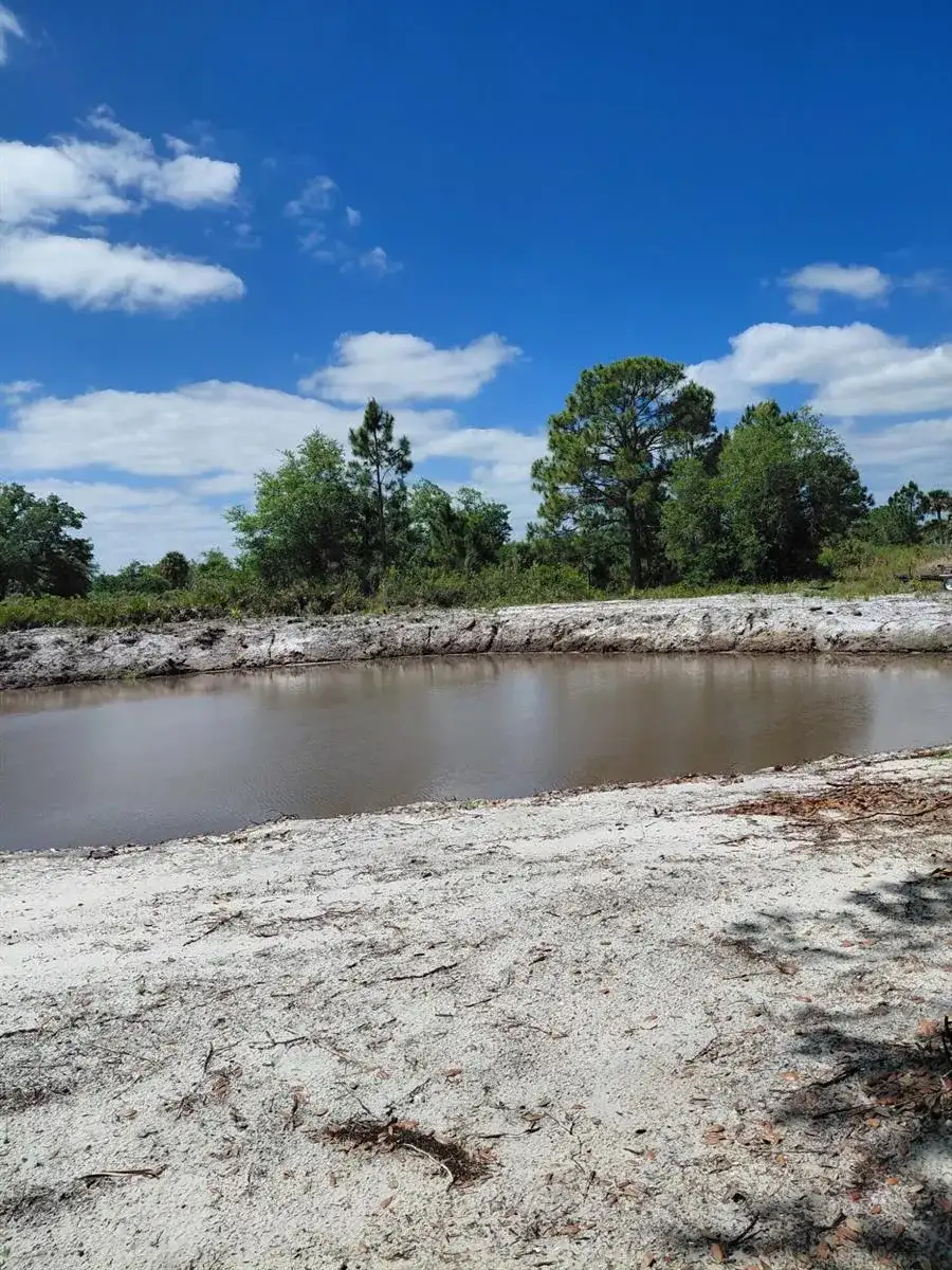 17122 NW 292nd Street, Okeechobee FL 34972 photo 2