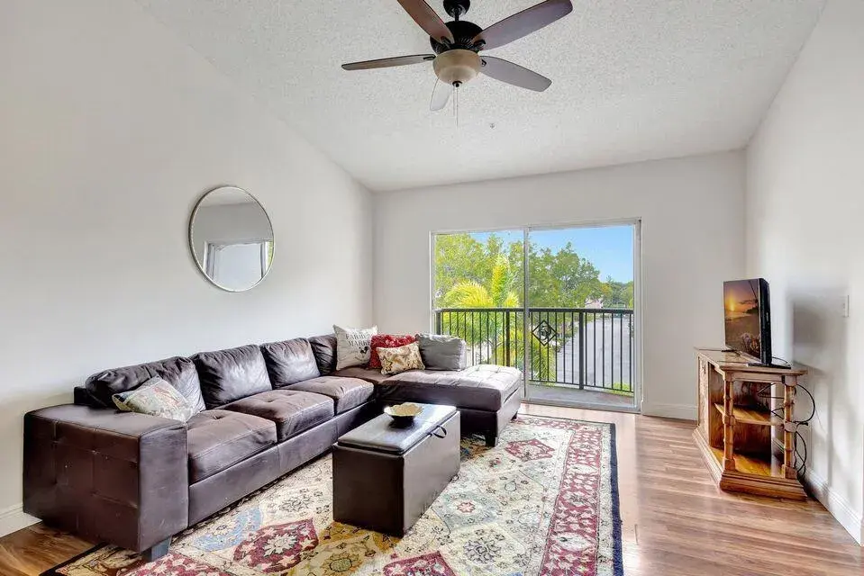 1400 S Crestwood Court S # 1407, Royal Palm Beach FL 33411