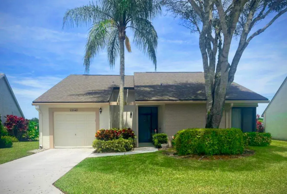 12142 Country Greens Boulevard, Boynton Beach FL 33437