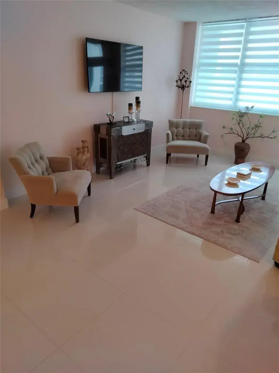 4250 Galt Ocean Drive # 10k, Fort Lauderdale FL 33308