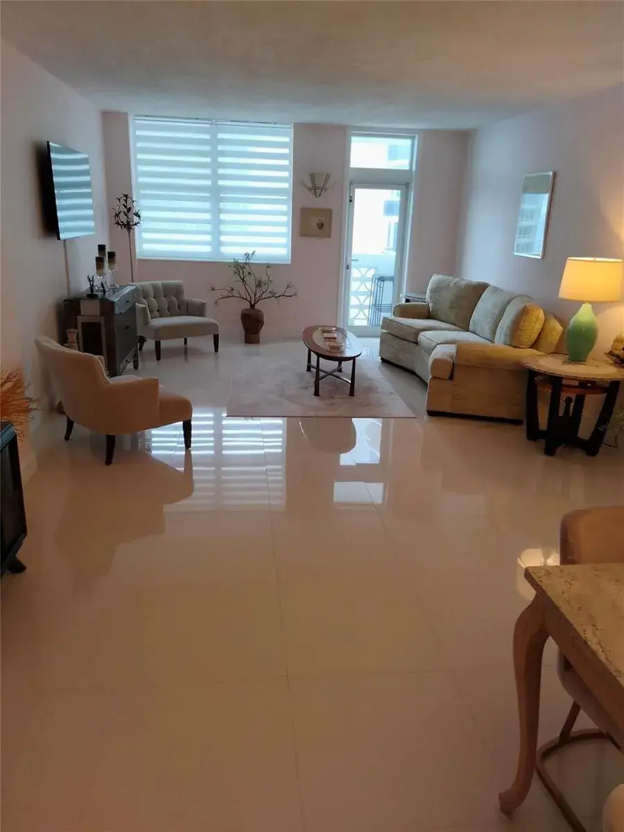 4250 Galt Ocean Drive # 10k, Fort Lauderdale FL 33308