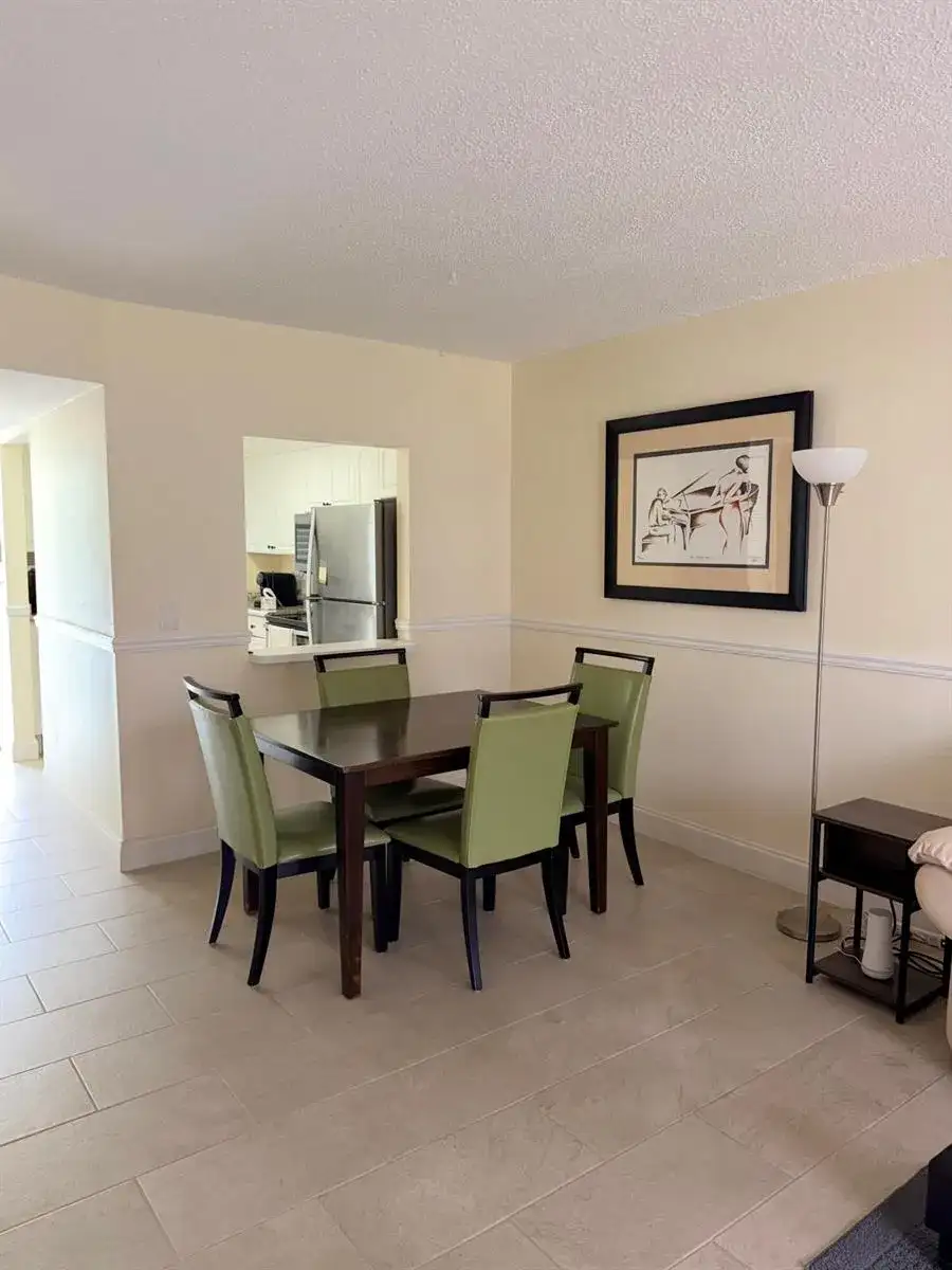 1630 Embassy Drive # 104, West Palm Beach FL 33401 photo 4