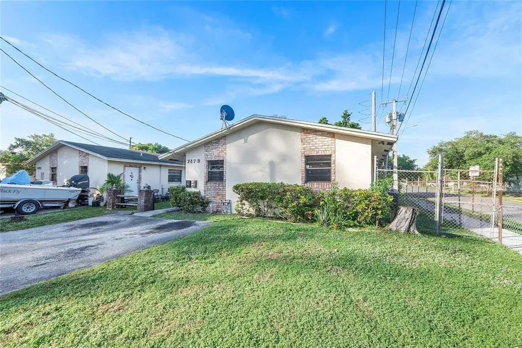 747 NW 14th Way # A, Fort Lauderdale FL 33311