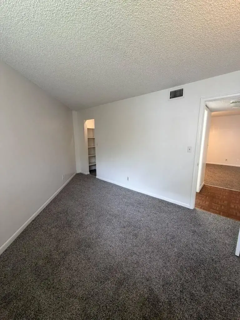 1750 N Congress Avenue # 207, West Palm Beach FL 33401