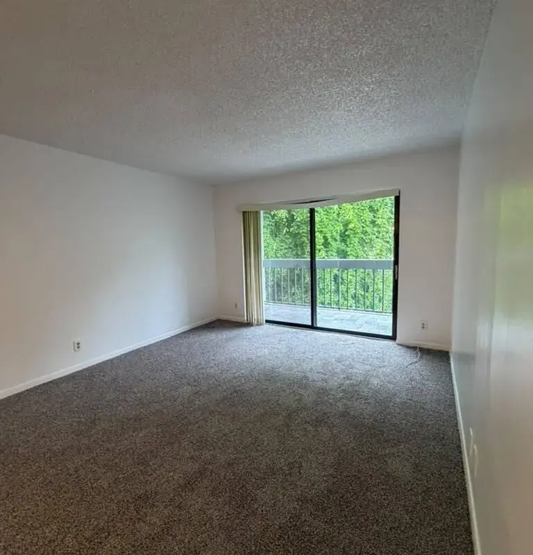 1750 N Congress Avenue # 207, West Palm Beach FL 33401