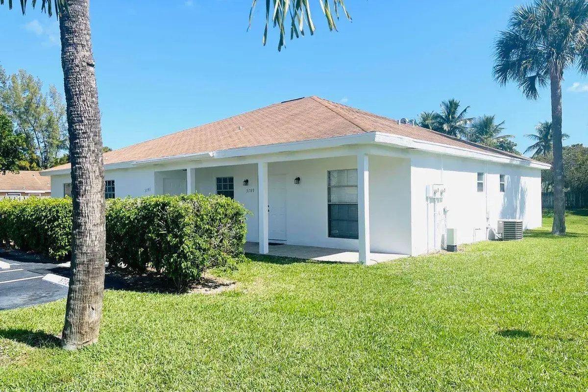 3849 Harwood Street, West Palm Beach FL 33403