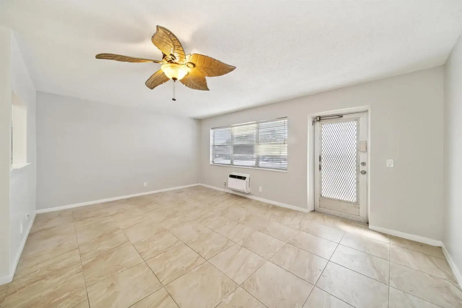 114 Northampton F # 114, West Palm Beach FL 33417 photo 2
