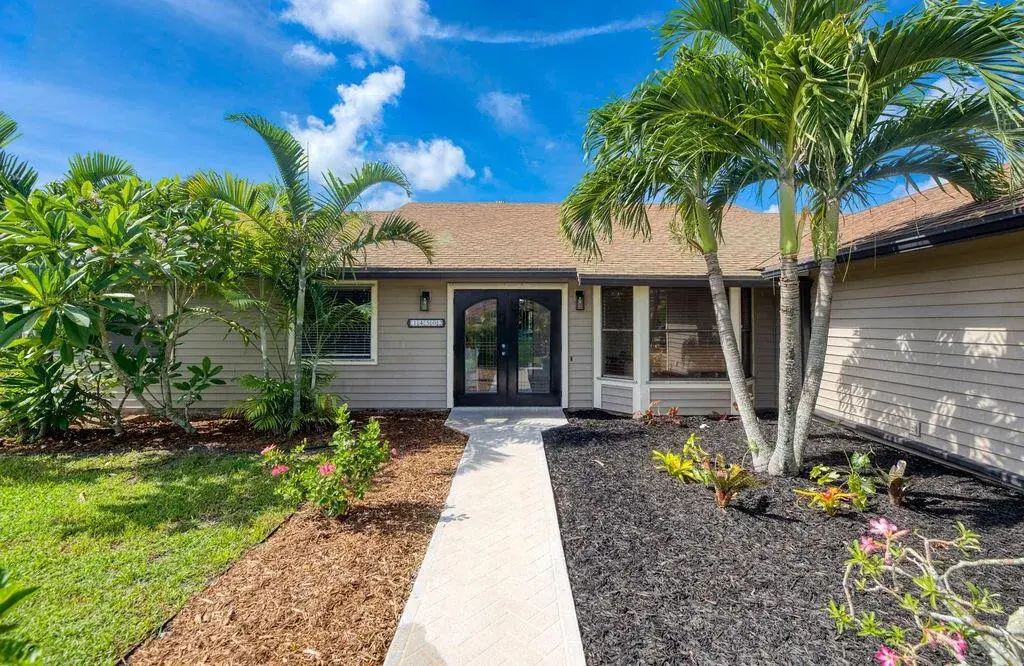 14502 69th Street N, FL 33470