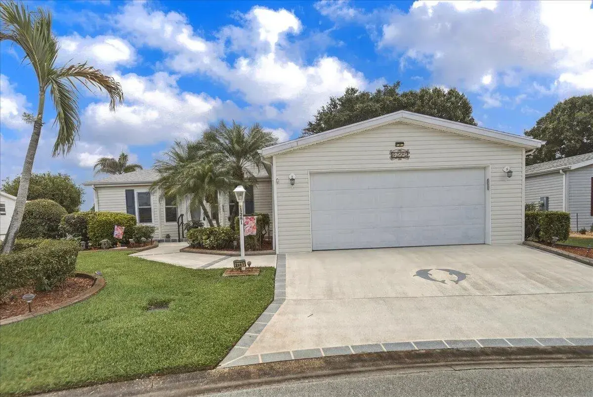 3241 Scarlet Tanager Court, Port St. Lucie FL 34952