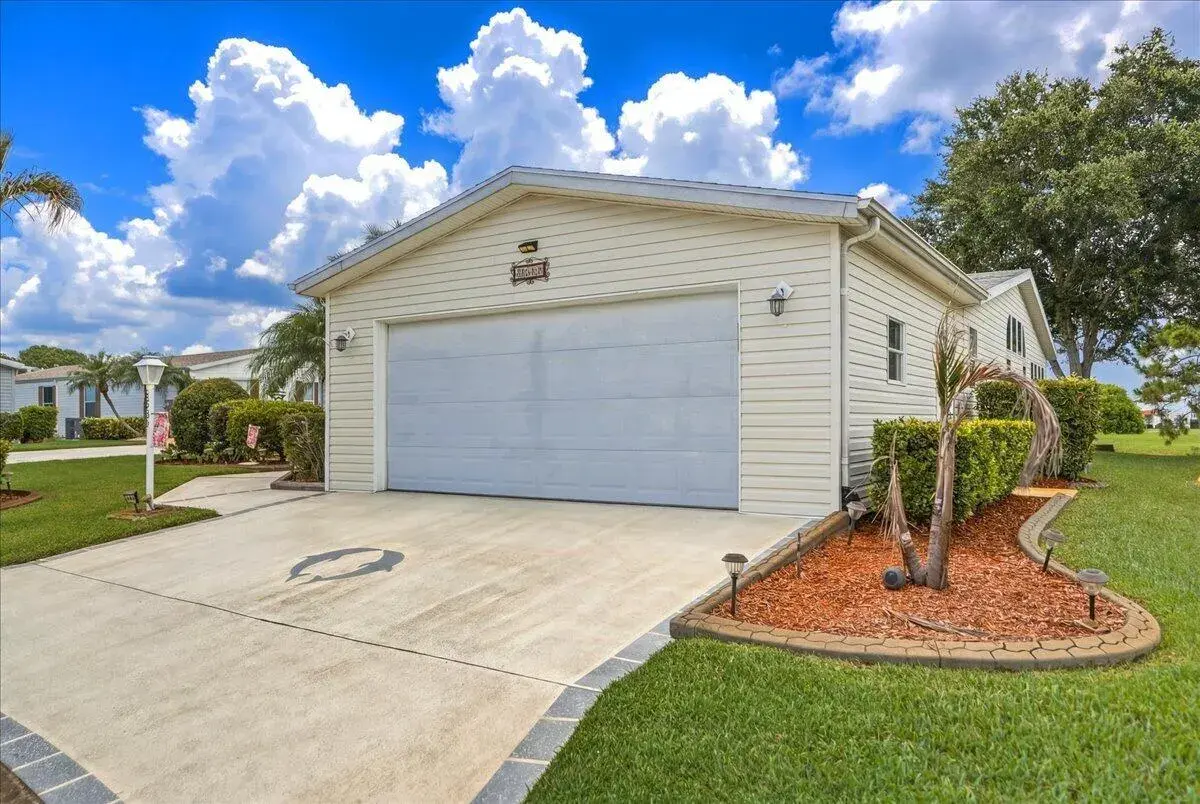 3241 Scarlet Tanager Court, Port St. Lucie FL 34952