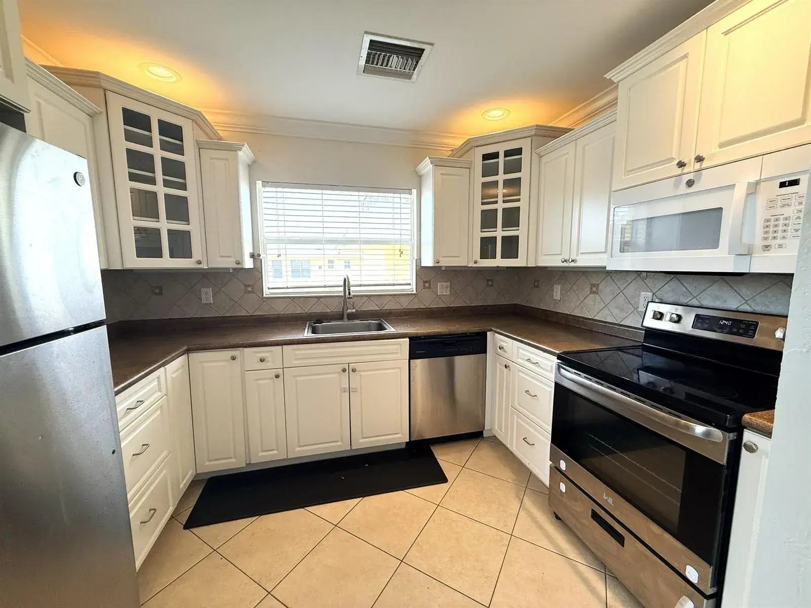 735 Hummingbird Way # 201, North Palm Beach FL 33408