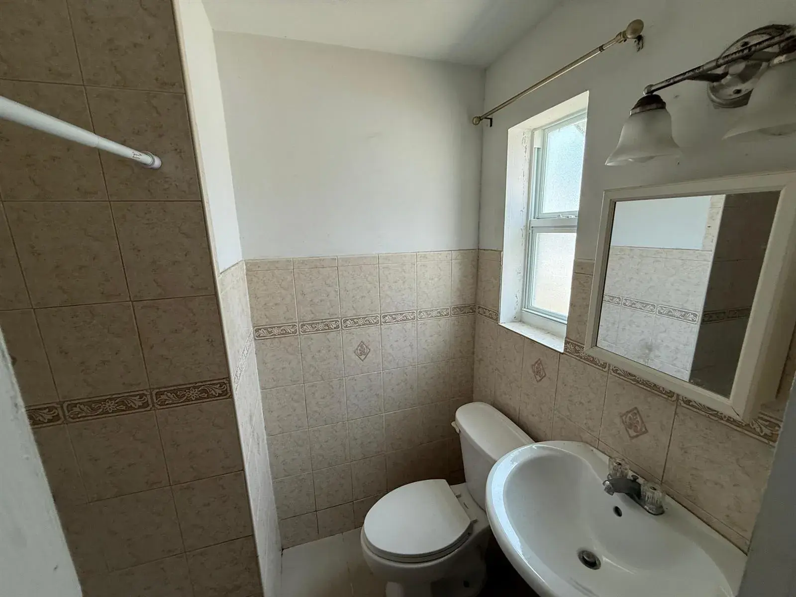 4161 NW 11th Avenue, Oakland Park FL 33309