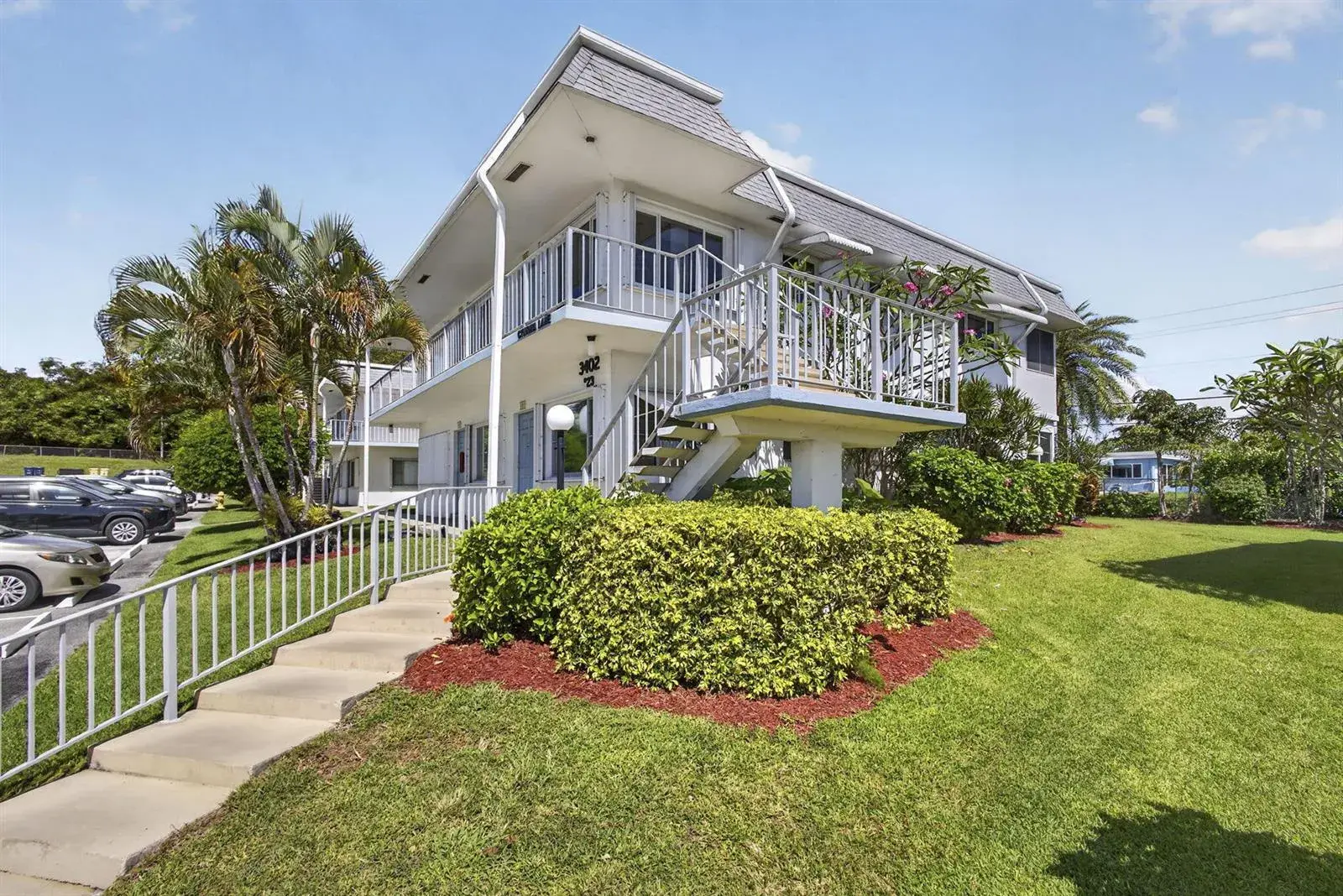 3402 Cynthia Lane # 201, FL 33461