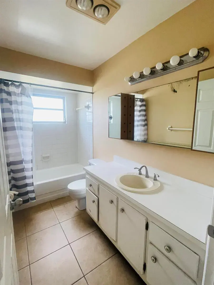 420 S B Street # A4, FL 33460